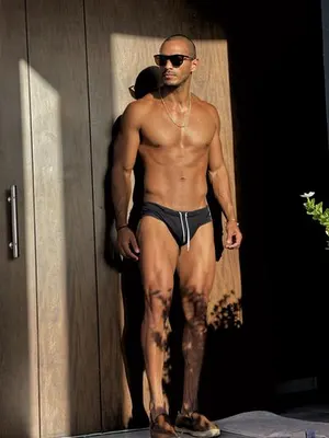 alexanderborja13 OnlyFans