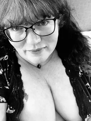bisexymaturewife OnlyFans