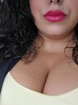 curvy.carlaxxx OnlyFans