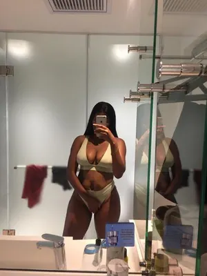ebonybaddie OnlyFans