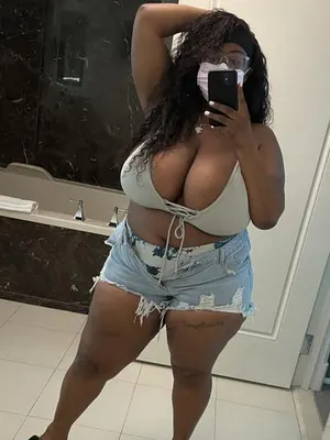 goddesscocoaluna OnlyFans