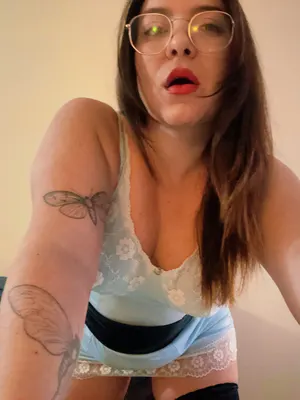 kinkykiarafree OnlyFans
