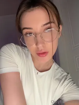 Ad Kira OnlyFans