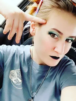 leelyngreen OnlyFans