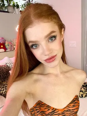 lilredzoe OnlyFans