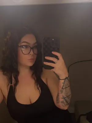 literallyloe OnlyFans