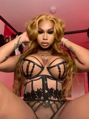 luckiesuniverse OnlyFans
