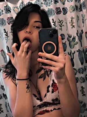lyssybaby OnlyFans