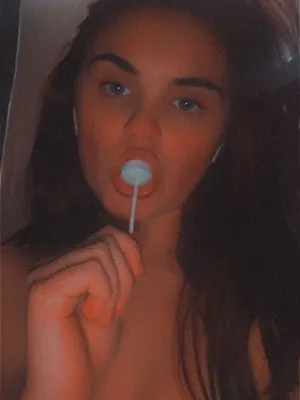 molly_redhead OnlyFans