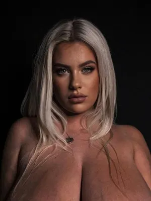 ninaphoenix OnlyFans