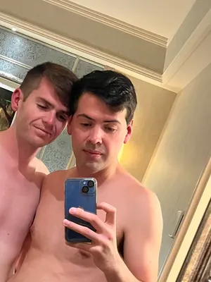 nudeexplorers20 OnlyFans