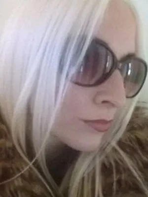 sabrinasslaves OnlyFans