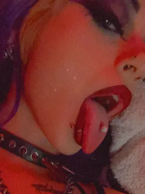 sxmply.loathxng OnlyFans