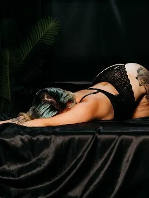 tattooedbaddy OnlyFans