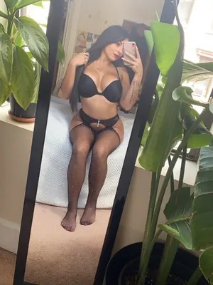 thehotyogini OnlyFans