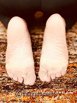 theprettyfeet69 OnlyFans