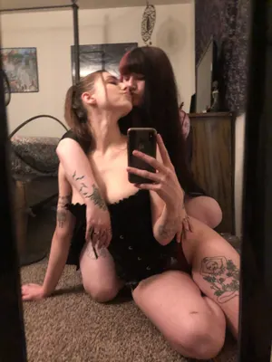 urfavlesbians OnlyFans