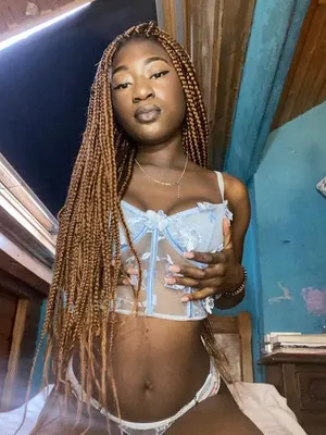 yourebonybae OnlyFans
