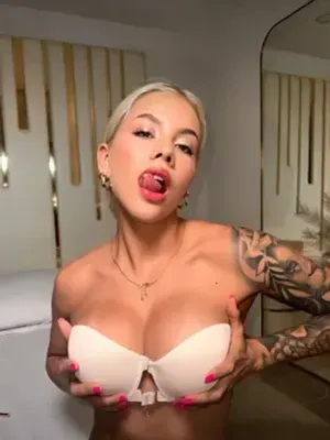 Waifu Cristal OnlyFans