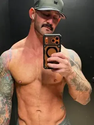 Logan Chase OnlyFans